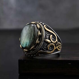 Bague gothique zircon vert