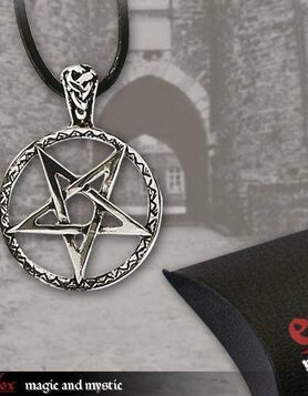 Pentagramme satanique inversé en argent 925